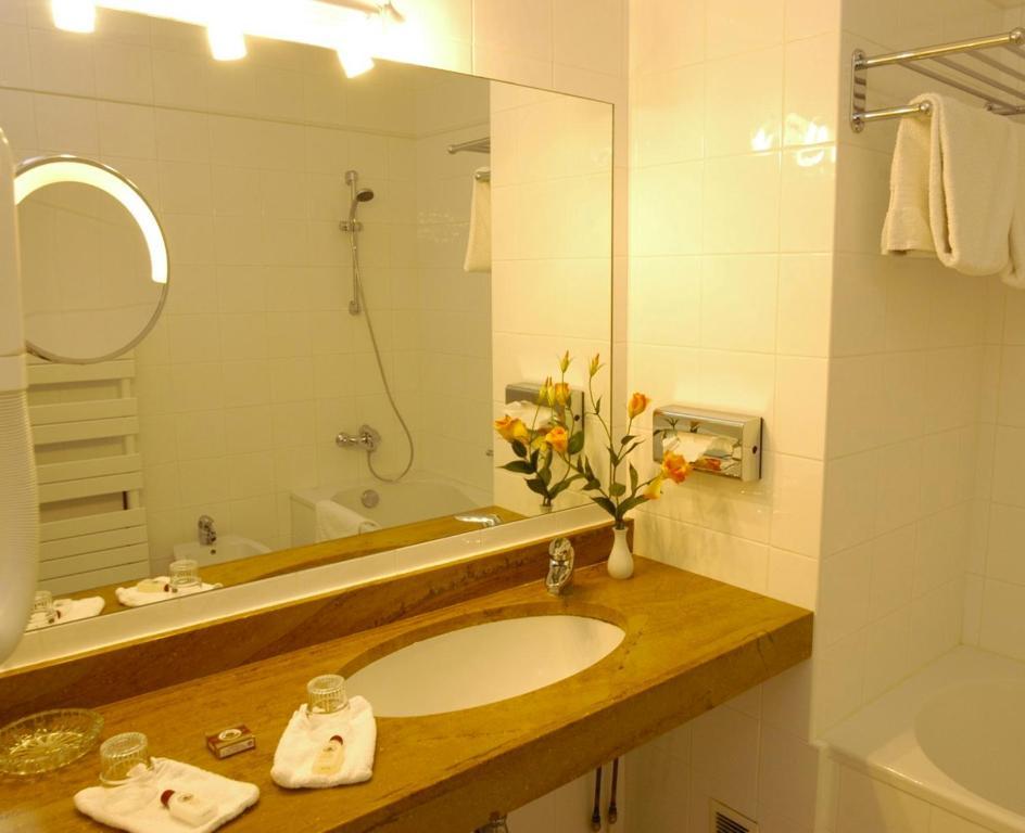 Hostellerie La Huchette Replonges Δωμάτιο φωτογραφία
